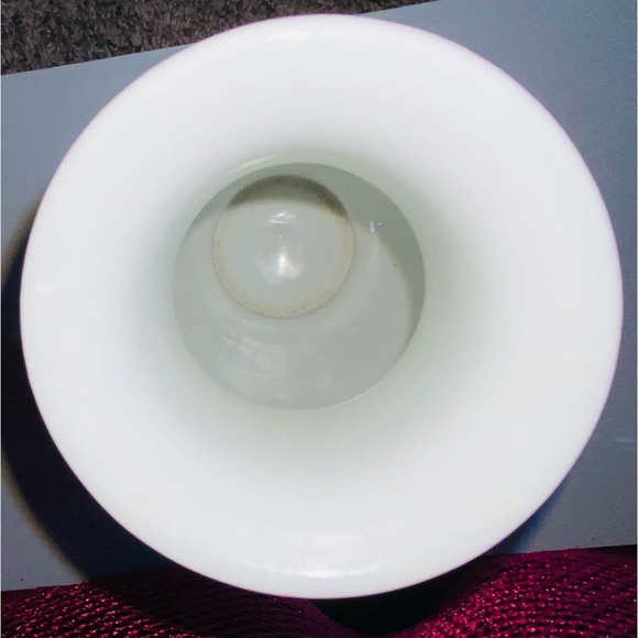 Elegant Vintage Vase- Delicate Hand Painted Art-Excellent Condition-From 1980’s? - Picture 14 of 16